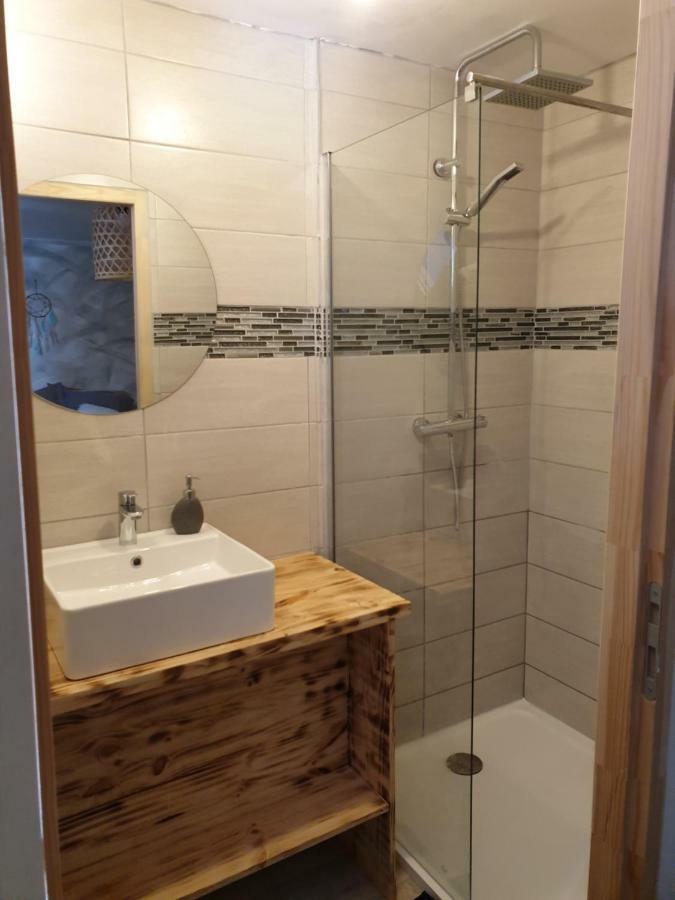 Ty Flour Di Lys Hotell Rochefort-en-Terre Rom bilde