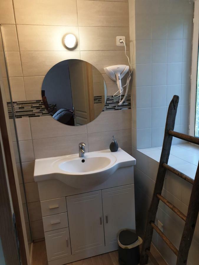 Ty Flour Di Lys Hotell Rochefort-en-Terre Eksteriør bilde